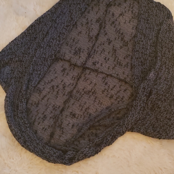 Sweater - Picture 6 of 7